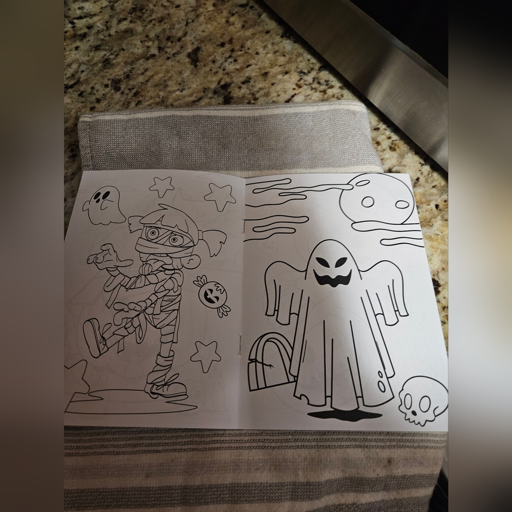 Coloring Book #26 - Picture 5 of 9